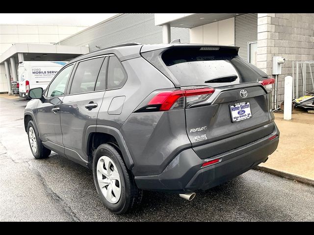 2019 Toyota RAV4 LE