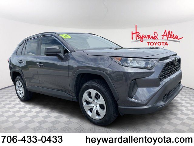 2019 Toyota RAV4 LE