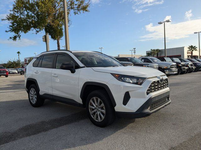 2019 Toyota RAV4 LE