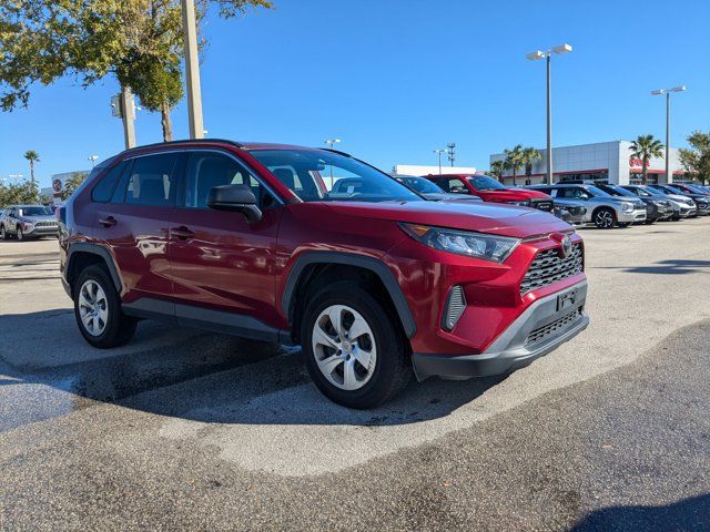 2019 Toyota RAV4 LE