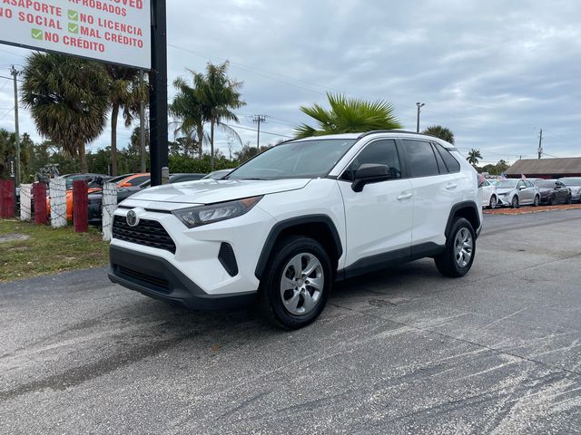 2019 Toyota RAV4 LE