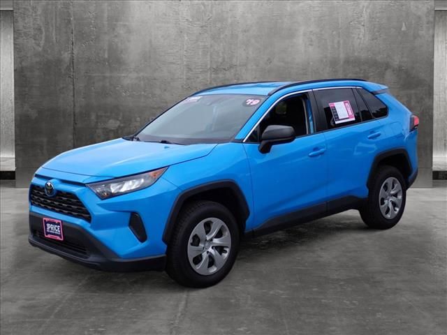 2019 Toyota RAV4 LE