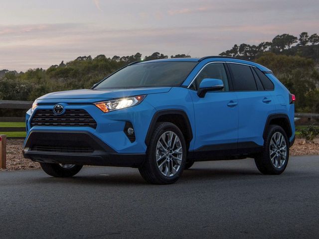 2019 Toyota RAV4 LE