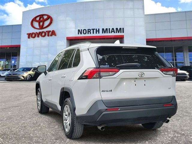 2019 Toyota RAV4 LE