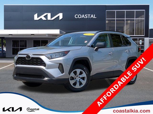 2019 Toyota RAV4 LE