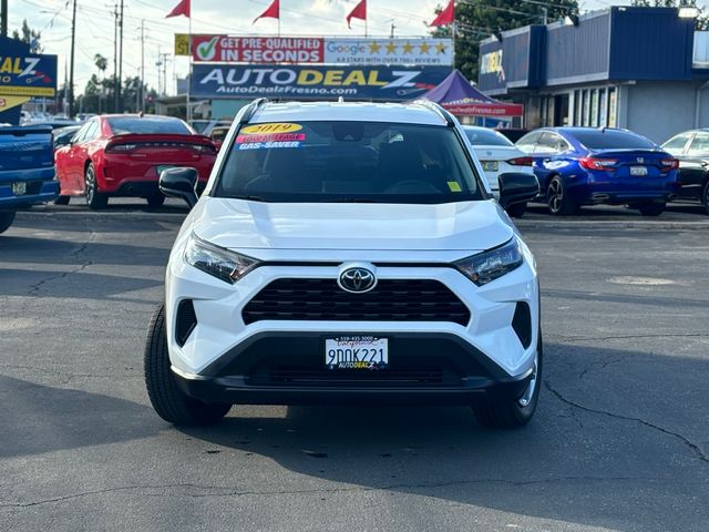 2019 Toyota RAV4 LE