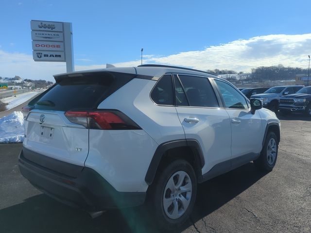 2019 Toyota RAV4 LE