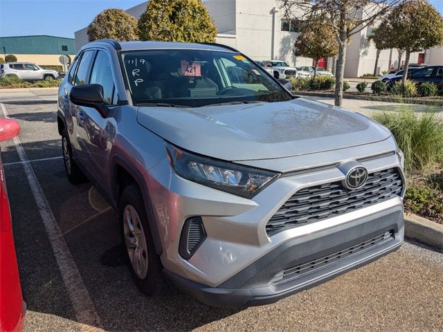 2019 Toyota RAV4 LE