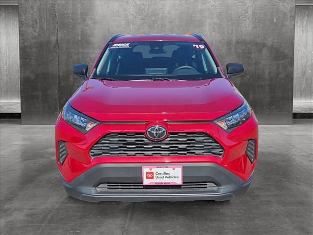 2019 Toyota RAV4 LE