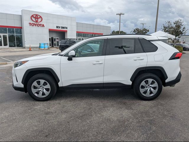 2019 Toyota RAV4 LE