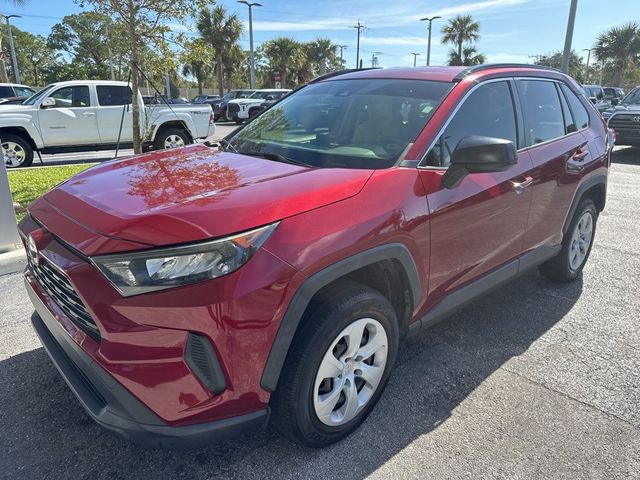 2019 Toyota RAV4 LE