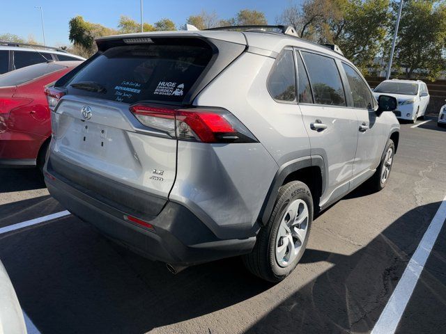 2019 Toyota RAV4 LE