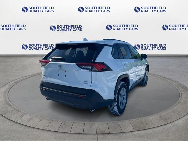 2019 Toyota RAV4 LE