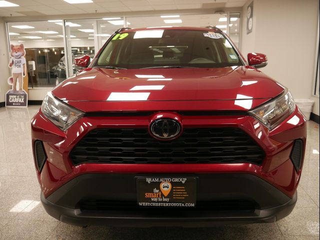 2019 Toyota RAV4 LE