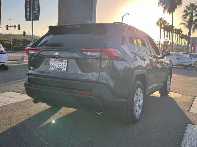 2019 Toyota RAV4 LE