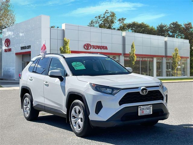 2019 Toyota RAV4 LE