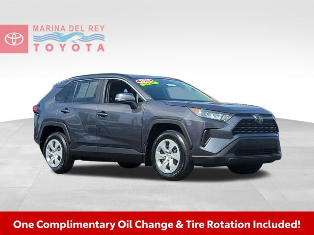 2019 Toyota RAV4 LE