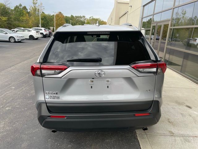 2019 Toyota RAV4 LE