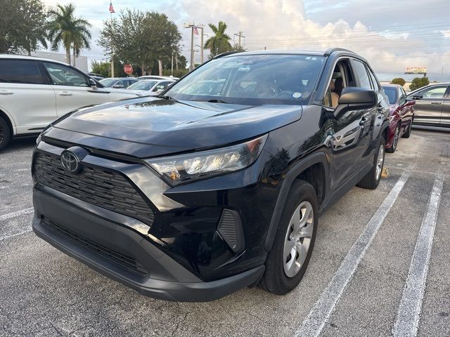 2019 Toyota RAV4 LE