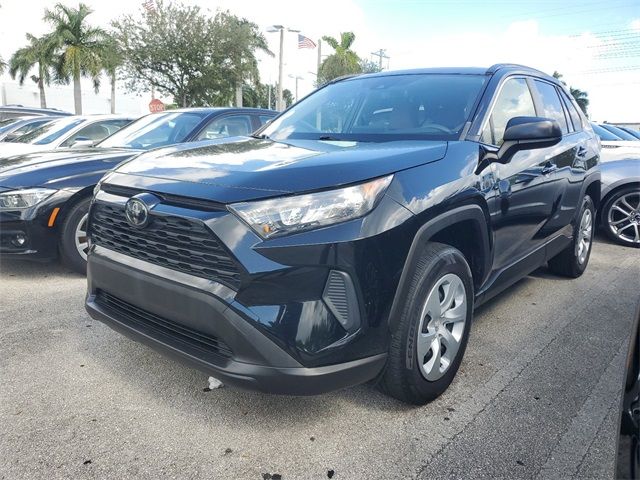 2019 Toyota RAV4 LE