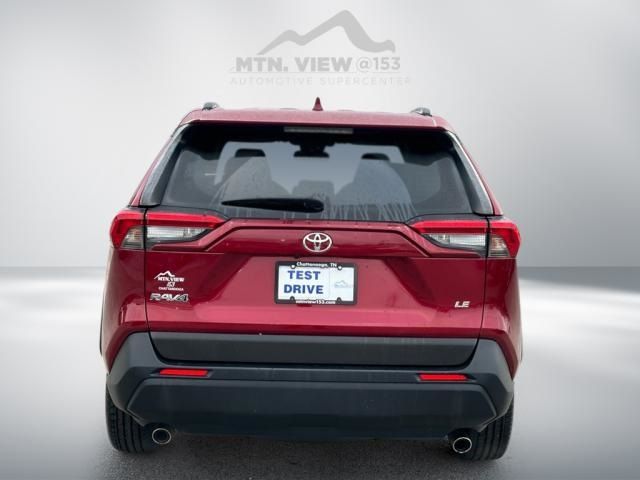 2019 Toyota RAV4 LE