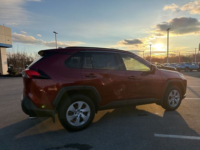 2019 Toyota RAV4 LE