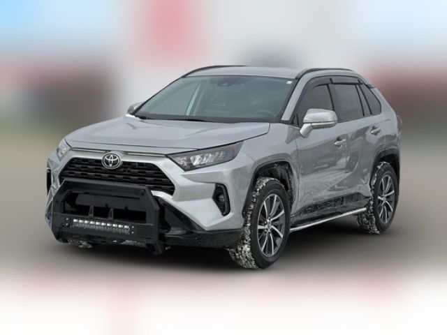 2019 Toyota RAV4 LE