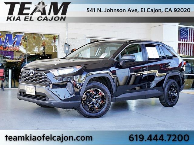 2019 Toyota RAV4 LE