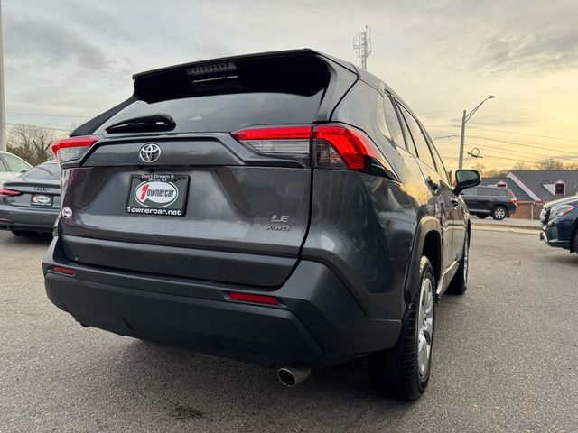 2019 Toyota RAV4 LE