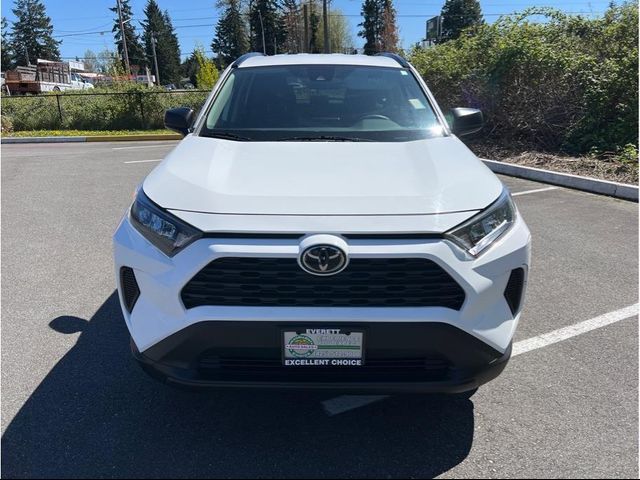 2019 Toyota RAV4 LE