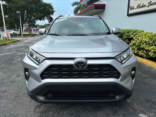 2019 Toyota RAV4 XLE