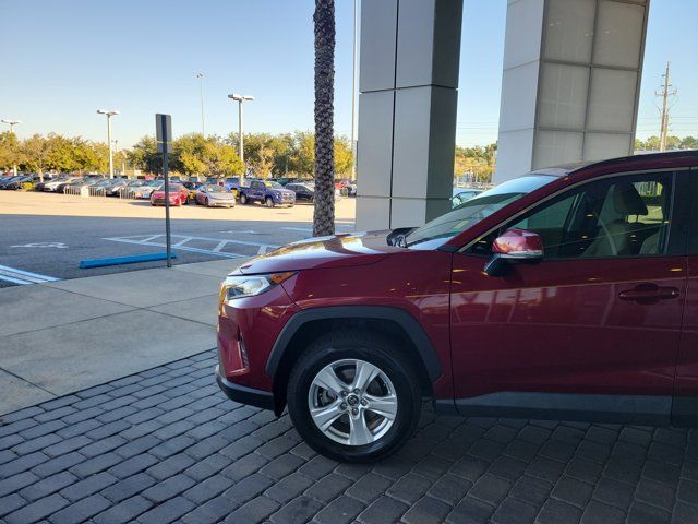 2019 Toyota RAV4 XLE