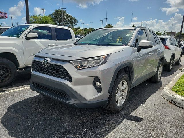 2019 Toyota RAV4 XLE