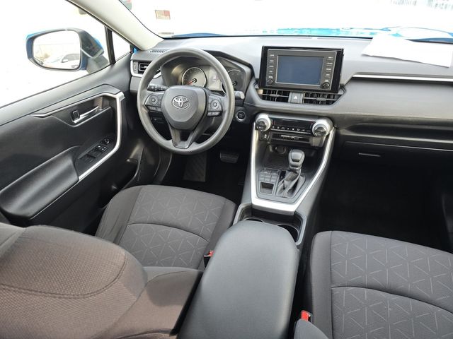 Vehicle image 27 of 33