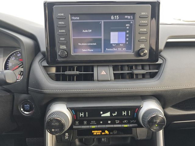 Vehicle image 20 of 33