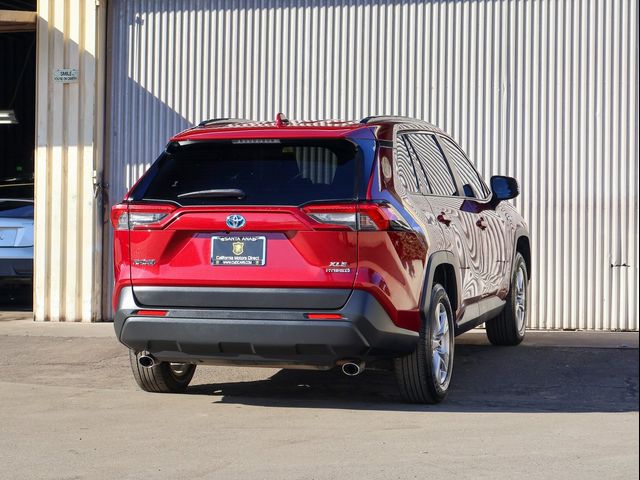 2019 Toyota RAV4 Hybrid XLE