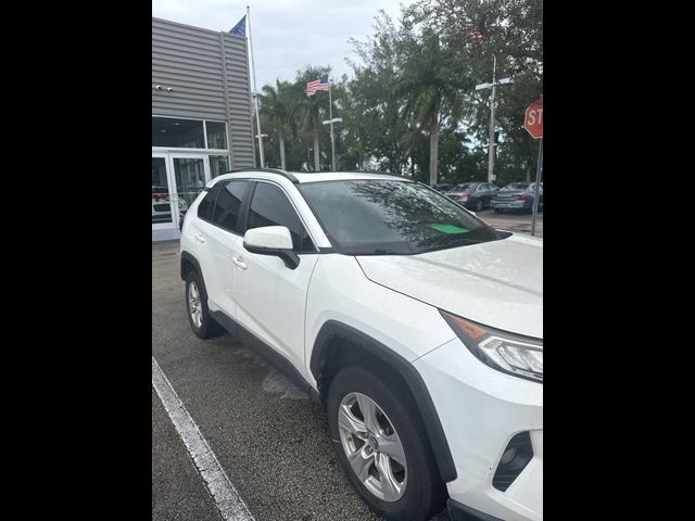 2019 Toyota RAV4 XLE