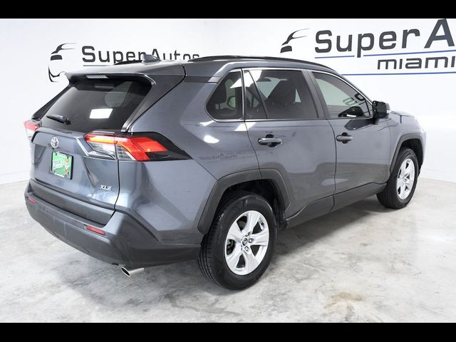 2019 Toyota RAV4 XLE