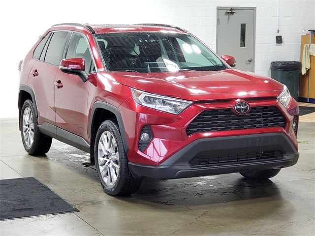 2019 Toyota RAV4 XLE Premium