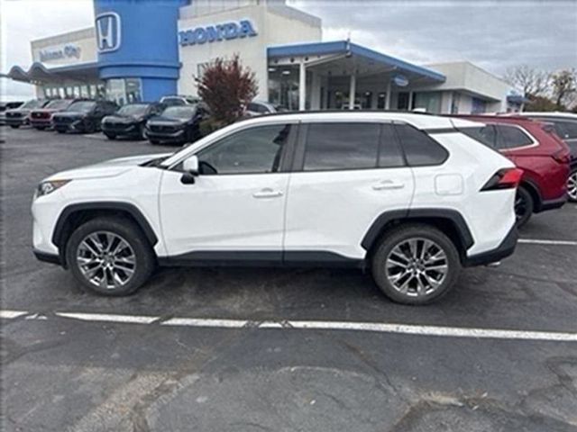 2019 Toyota RAV4 XLE Premium