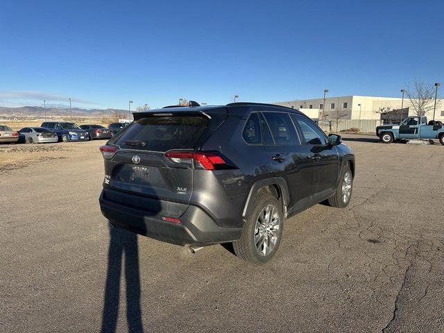 2019 Toyota RAV4 XLE Premium