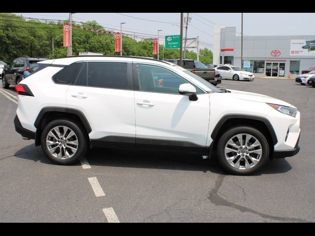 2019 Toyota RAV4 XLE Premium