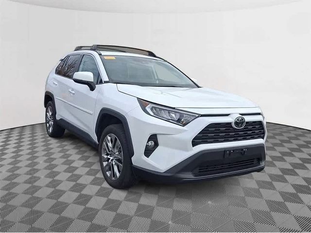 2019 Toyota RAV4 XLE Premium