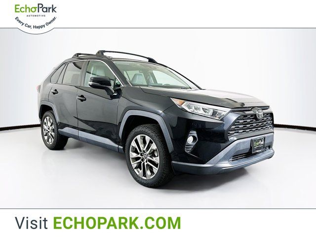 2019 Toyota RAV4 XLE Premium