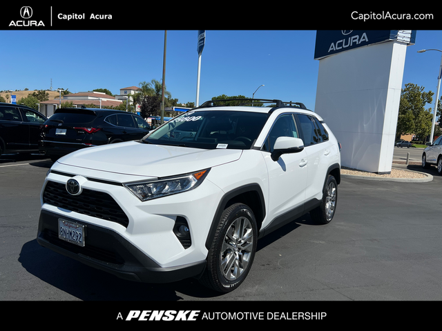 2019 Toyota RAV4 XLE Premium