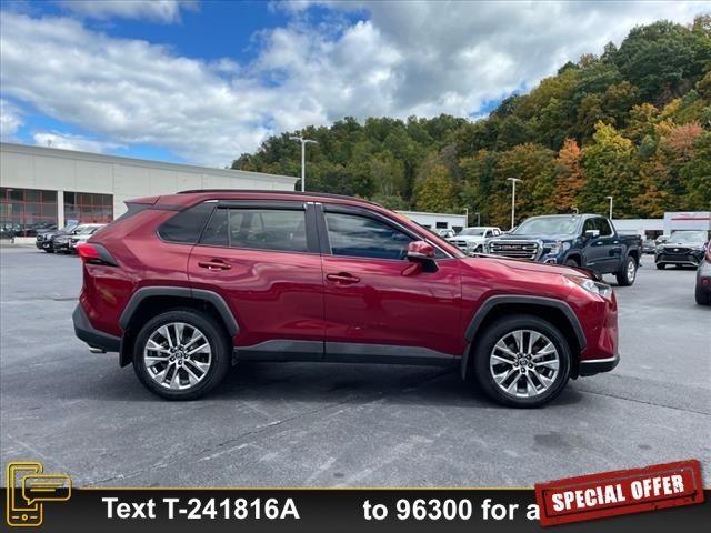 2019 Toyota RAV4 XLE Premium