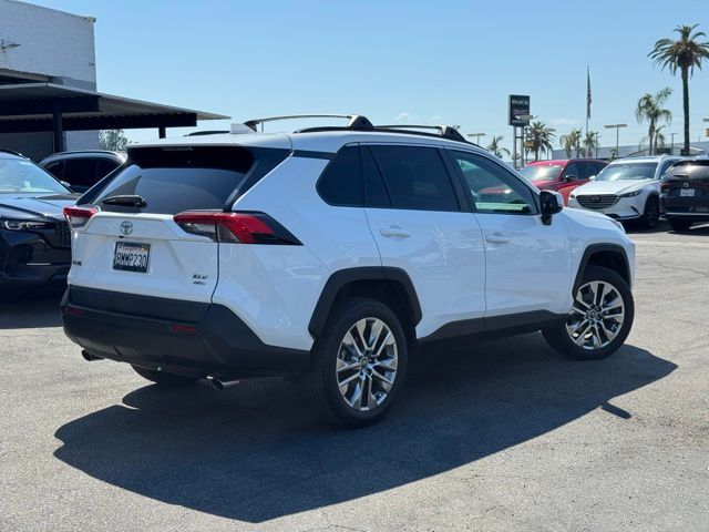 2019 Toyota RAV4 XLE Premium