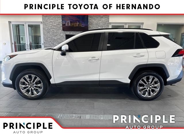 2019 Toyota RAV4 XLE Premium