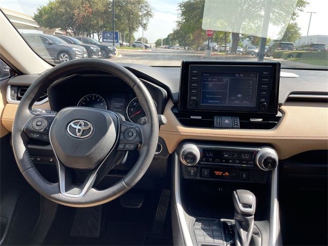 2019 Toyota RAV4 XLE Premium