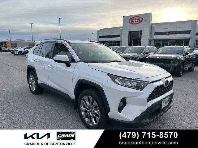 2019 Toyota RAV4 XLE Premium